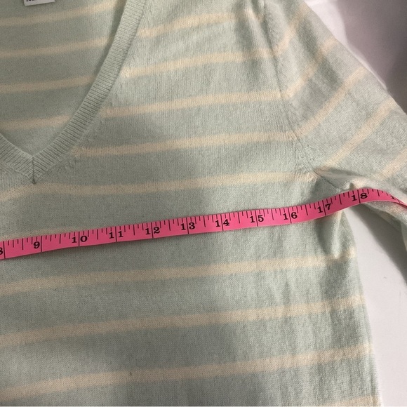Vineyard Vines Wool Striped Sweater Size S - Picture 8 of 9